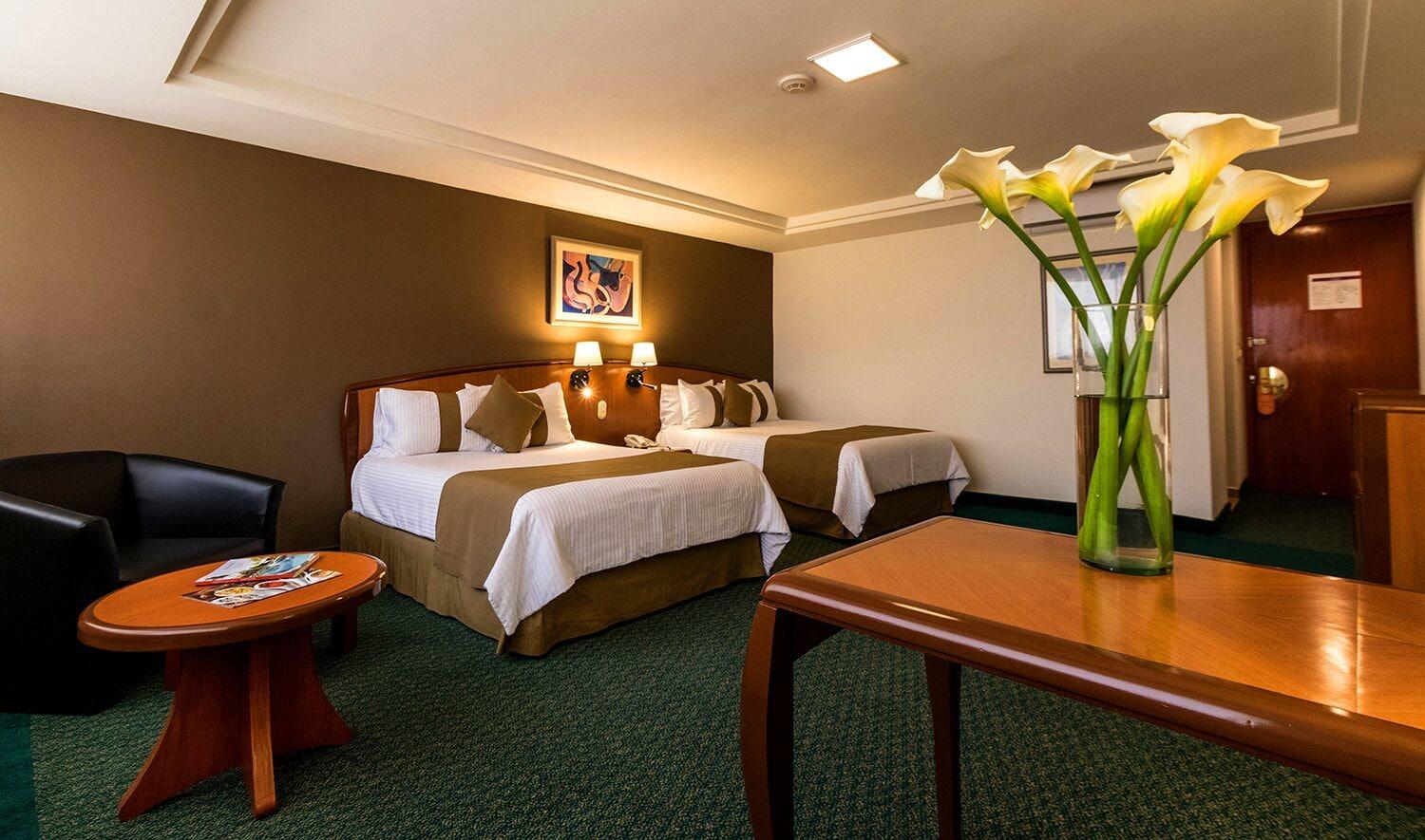 มีซิออน โตเรโอ เซนโตร เด กอนเบนซิโอเนส Hotel Naucalpan de Juarez ภายนอก รูปภาพ