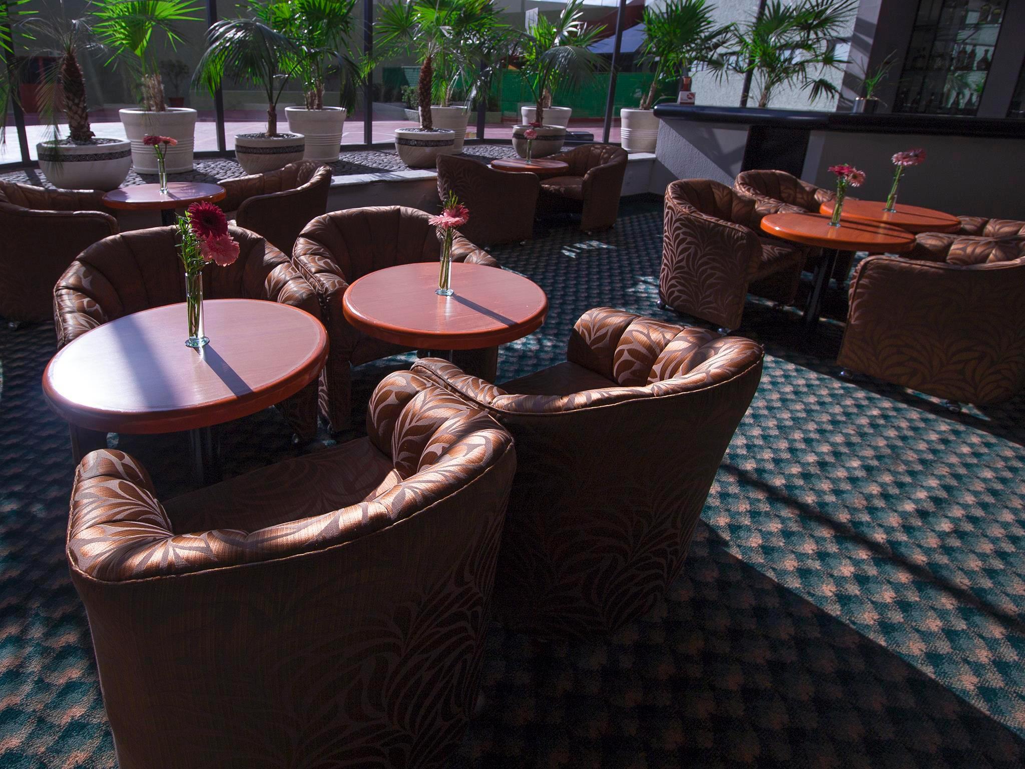 มีซิออน โตเรโอ เซนโตร เด กอนเบนซิโอเนส Hotel Naucalpan de Juarez ภายนอก รูปภาพ